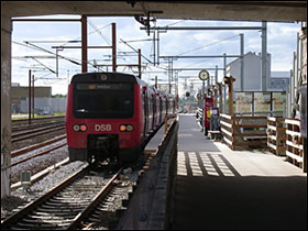 Midlertidig endestation Ny Ellebjerg ved Gammel Køge Landevej Foto: Helge Bay d. 26.05.06