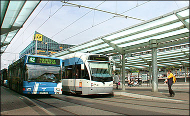 Saarbahn på Hbf