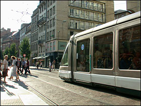 Letbanevogn i Strasbourg, Frankrig d. 21.08.2002
Foto: Helge Bay