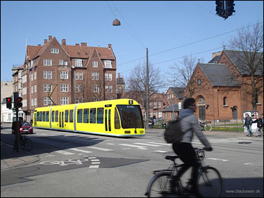 Amagerbrogade ud for Sundby Kirke